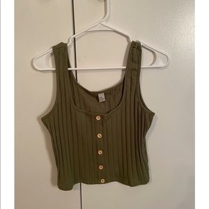 Amazon top. Size: XL olive green color